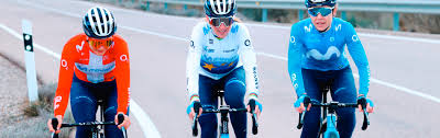 Annemiek van vleuten neemt haar telefoon tegenwoordig op met 'buenas tardes'. Prettige Eerste Kennismaking Met Team Movistar Annemiek Van Vleuten