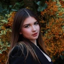 To an incredible journey so far and what is to come!💚 I couldn't have  asked for a more beautiful first store 🔑 Starbucks