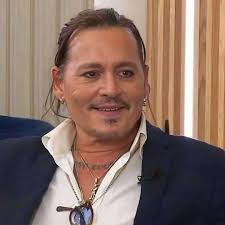 Honey, I see you looking at my post but you can't even say hi to me? It's  me, Laura farms ❤️ I love you , and all I really want is your