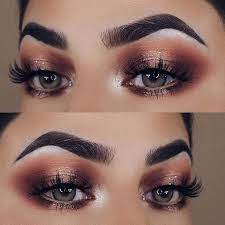 20 Pretty Glitzy Nye Makeup 2018how To Apply Eye Makeup Over 50 Makeup Tips For Brown Eyes How To Do P Applying Eye Makeup Glitter Eye Makeup Eyeshadow Makeup