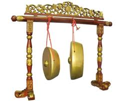Gamelan adalah alat musik yang berasal dari jawa tengah. Terlengkap Alat Musik Tradisional Jawa Tengah Dan Gambarnya