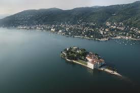 792 annunci di case in vendita a verbania. Monolocale Lago Maggiore Intra Apartment Verbania