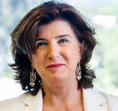 Eloise Gould's Instagram, Twitter & Facebook