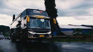Ayo bantu sopir bis po haryanto untuk mengemudikan bis dengan baik melewati trayek pantura yang berliku dan penuh rintangan. Cerita Mas Wahid Bangun Bus Pariwisata Dari Armada Bekas