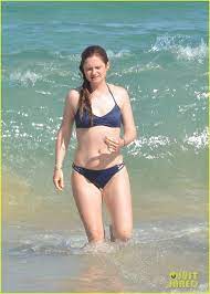 Harry Potter' Star Bonnie Wright Enjoys a Day on the Beach : Photo 3631334  | Bikini, Bonnie Wright Photos | Just Jared: Entertainment News