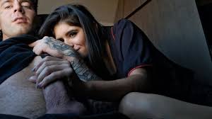 I was traveling with my ex-boyfriend on a bus full of people and this  happened...