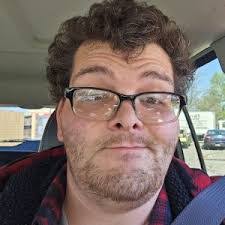 Aaron Baumgartner's Instagram, Twitter & Facebook