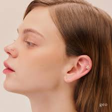 16G Dainty Flower Cartilage Stud Earrings Tragus Stud Flower Conch Earring  Cartilage Helix Stud Flat Back Labret Stud Flower Ear Piercings