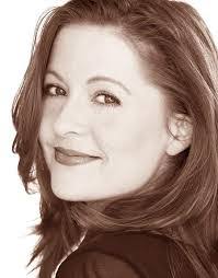 Estelle Winters's Instagram, Twitter & Facebook