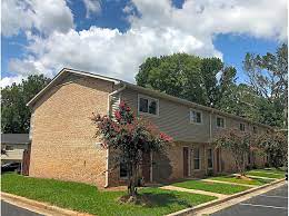 Great 2 bedroom townhome located in elizabeth! 2 Bedroom Thomasboro Hoskins Apartments For Rent Charlotte Nc Forrent Com