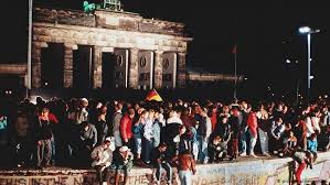 Asi Fue El Dia En Que Cayo El Muro De Berlin Alemania Dw 04 11 2019