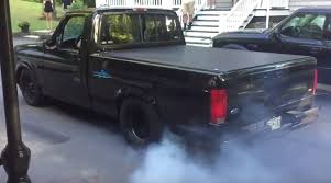 Originally offered in black or red, the color white was added for 1994 and 1995. Watch A Turbo 1st Generation F 150 Lightning Show Off F150online Com