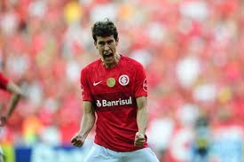 A novela rodrigo dourado no internacional chegou ao fim. Mais De 450 Dias Depois Rodrigo Dourado Volta A Ser Relacionado Para Um Jogo Do Inter Gzh