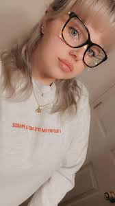 TGIFIF? I am manifesting a short summer and am so ready for fall. 🍁