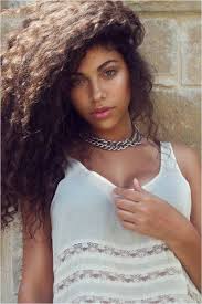 Alexandra Alex Reid From Korean Girl Group Rania White Dad And Black Mum She Is The First Black And White Mix Natural Hair Styles Beauty Hair Inspiration