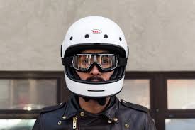 With a brand like bell, you know you're getting quality, as you can see this is not. What Is The Best Sunglasses For Inside A Motorcycle Helmet In 2021 In 2021 Helmet Motorcycle Goggles Motorcycle Helmets