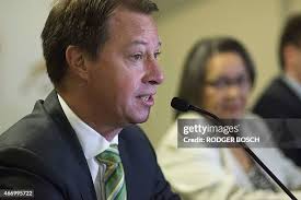 47 Elizabeth Roux Photos & High Res Pictures