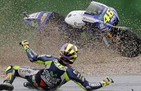 Media Selayar Rossi Crash Di Lap Ke 4 Motogp Jepang 2017 Jepang Gambar Dinding Gambar