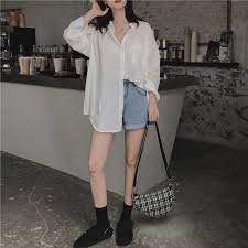 Kemeja putih wanita kekinian kemeja wanita lengan panjang atasan baju blouse wanita modern blus modis atasan pakaian kantor kemeja kerja. Gaya Baru Longgar Tabir Surya Kemeja Lengan Panjang Fashion Wanita Liar Kemeja Putih Shopee Indonesia Model Pakaian Model Pakaian Remaja Kemeja Wanita