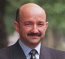 From Revolutionary Nationalism to Orthodox Neoliberalism : How Nafta  Contributed to Push Mexico into the Right-Wing Stranglehold