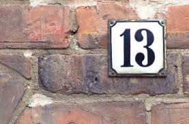 El número 13 está asociado a cambios, a imprevistos o situaciones que en un momento dado pueden suponer una muerte espiritual. Martes 13 Que Significa Y Por Que Se Dice Que Es De Mala Suerte