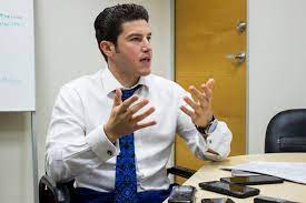 Candidato adrián de la garza denuncia a samuel garcía ante la fgr. Se Hizo Pasar Por Estudiante Samuel Garcia Para No Pagar Isr Grupo Metropoli