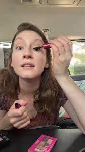 Get ready with me to go to @artisphere in South Carolina! , In this video  you can see my health cocktail, SUPER low budget makeup routine, and what I  eat for lunch while