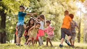 El juego recreativo tradicional, a su vez, está recuperando la importancia de teóricos y estudiosos que lo ven como una actividad ludomotora ancestral que es y que mucho dice y por lo general estos juegos recreativos tradicionales no tienen preferencia de edad. 17 Juegos Para Ninos De Primaria Faciles Educativos Y Muy Divertidos