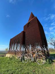 't jenneboom (abeel) te borgloon , op het grenspunt van mettekoven , hoepertingen , voort en gotem. Bikerumor Bild Des Tages Borgloon Belgien Swiss Cycles