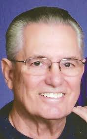 Jeanie Decker's Instagram, Twitter & Facebook