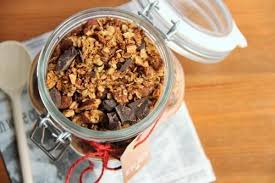 Granola Maison Crunchy Personnalisable Recette Facile Et Totalement Addictive Recipe Food Granola Breakfast