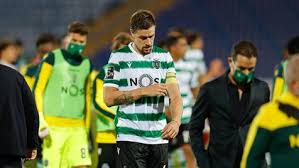 The champions league is a particular competition, different from the league. Denunciados Insultos Da Juve Leo A Coates Sporting Jornal Record