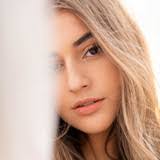 Amber Sauer's Instagram, Twitter & Facebook