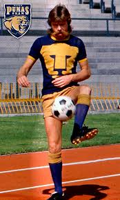 Gert Wieczorkowski llegó a los pumas para la campaña 1979-80. 