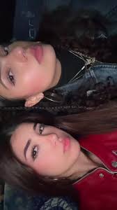 reunited w my best @julia💗