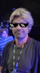 Let’s not forget the devil’s haircuts in Manchester (and yes we can confirm  that Zac’s hair was still the same).