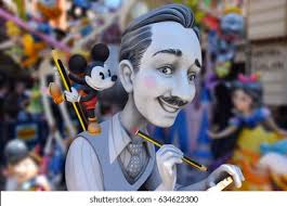 2,7 mil resultados de imágenes, fotos de stock e ilustraciones libres de  regalías para Mickey mouse colors