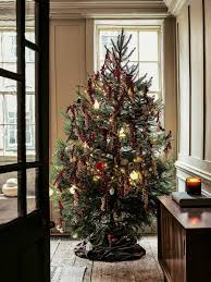 Christmas At Home Editorials Zara Home Portugal Zara Home Natal Simples Decoracoes Natalinas