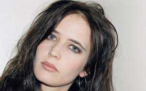 The french movie actress was born in paris, france on july 6, 1980. Eva Green æ€§æ„Ÿç¥žç§˜çš„å·´é»Žå¥³äººé¦™ Marie Claire ç¾Žéº—ä½³äºº