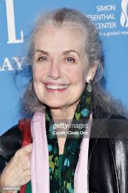 63 Mary Dugan Photos & High Res Pictures