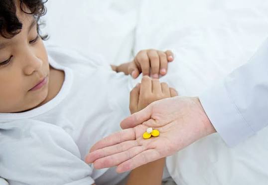 Cách sử dụng thuốc dạng viên nén cho trẻ em