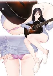 The G-string is still only on the guitar.