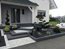 Pin Von Brigitta Mesko Auf Hauseingang In 2020 Vorgarten Ideen Vorgarten Vorgarten Terrasse