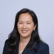 Robyn Poynter's Instagram, Twitter & Facebook