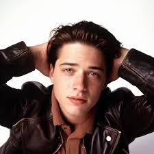 Brendan Fraser's Day Off (Midjourney AI, Photoshop) Thanks to  u/ChekovsCurlyHair for the inspiration! : r/SAVEBRENDAN