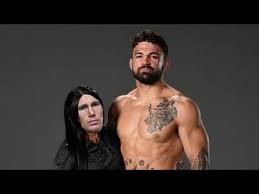 We just don't try at all. Darren Till Roasting Mike Perry Latory Gonzalez And Brendan Schaub Twitter Beef Goes Rawdog Youtube