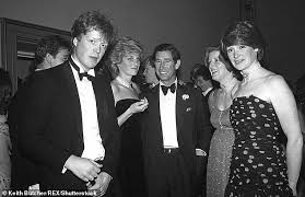 Earl spencer is the brother of late princess diana. Princess Diana S Brother Earl Spencer Sensationally Exposes Martin Bashir Letter Newscolony