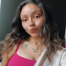 Sade Wells's Instagram, Twitter & Facebook