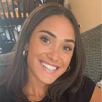 Brittany Bays's Instagram, Twitter & Facebook