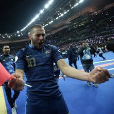 Didier deschamps dévoilera mardi la liste des joueurs appelés à disputer le prochain euro. Karim Benzema Sera Dans La Liste Des Bleus De Deschamps Pour L Euro Les Raisons De Son Retour L Equipe